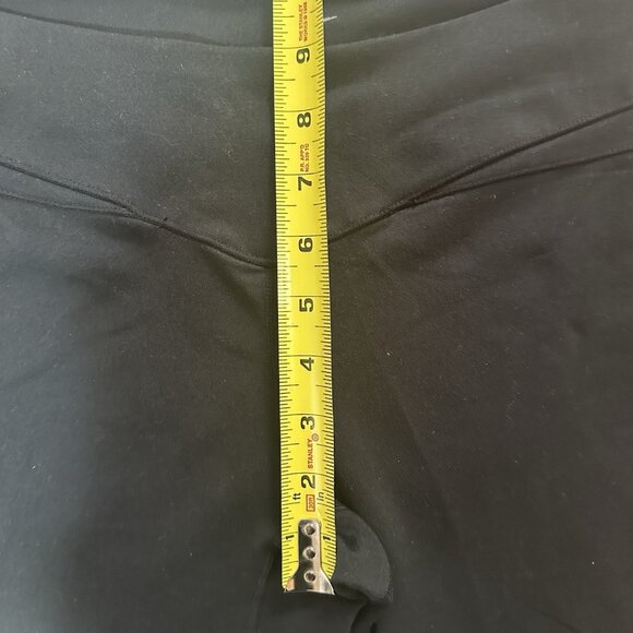 Nike Dri Fit Leggings Women’s XL Black With Gray Side Stripe Capri Length - Picture 5 of 9